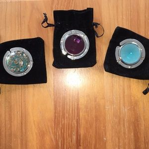 Purse Hanger - Great for wristlets during dinner!